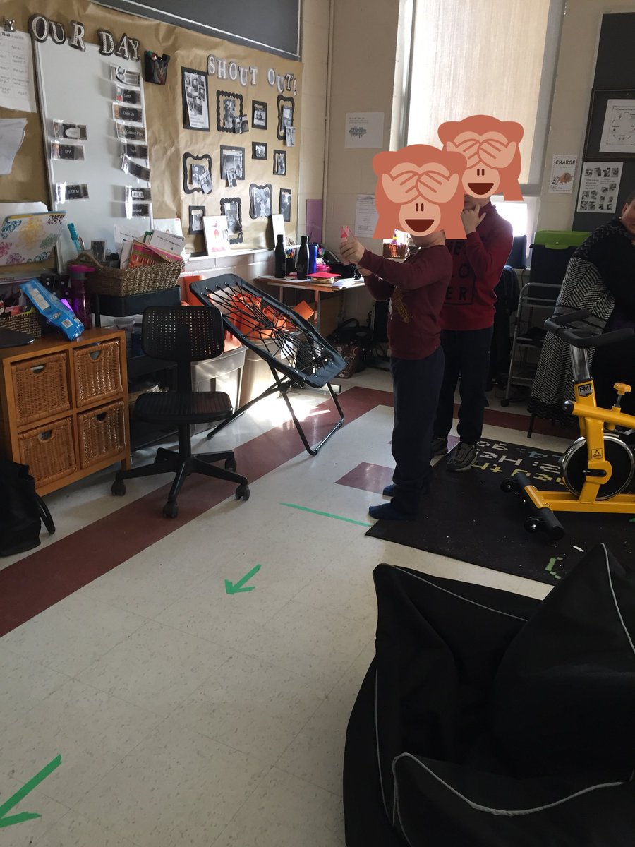 talvarezclass's tweet photo. STEAM challenge: Can you build a new and better bow and arrow for Cupid? Thanks junior Ss for all your help! @McHughEduCentre @Ms__Petersen #steam #creativity #engineerprocess https://t.co/SyzldyM6ak