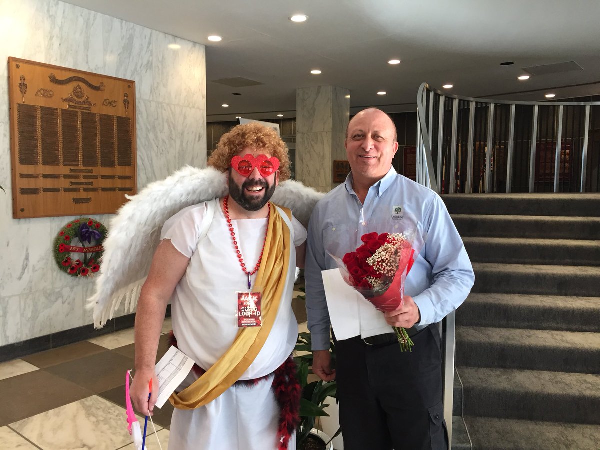 JACK1023ldn's tweet image. Have wings will travel... to @CityofLdnOnt #Loopid #ValentinesDay @loopdogg #ForestofFlowers 🌹