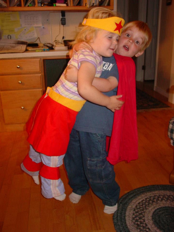 bendjoyproject's tweet photo. Hugs from us to you on Valentine's Day!  Remember, even superheroes need a little pick me up from time to time.  #inbend #bendjoyproject https://t.co/8Wgxy4h5KH