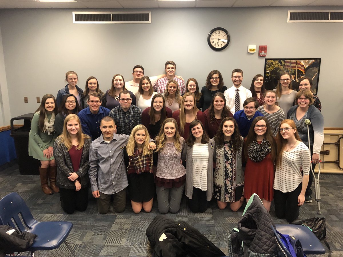 kallie_payton's tweet image. 💜 happy founder’s day 💛 #phisigmapi