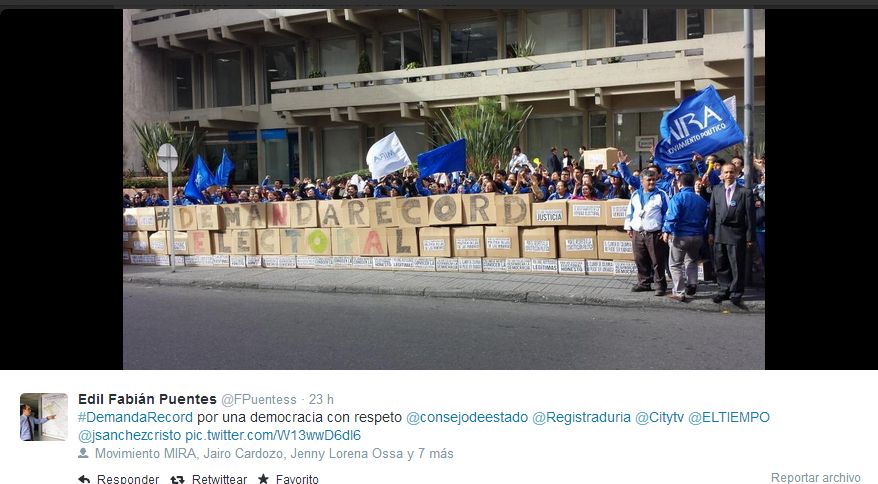 DanielCabuyaS's tweet photo. Por una verdadera democracia #DemandaRecord #MiraSeHizoJusticia https://t.co/51PedHROGt