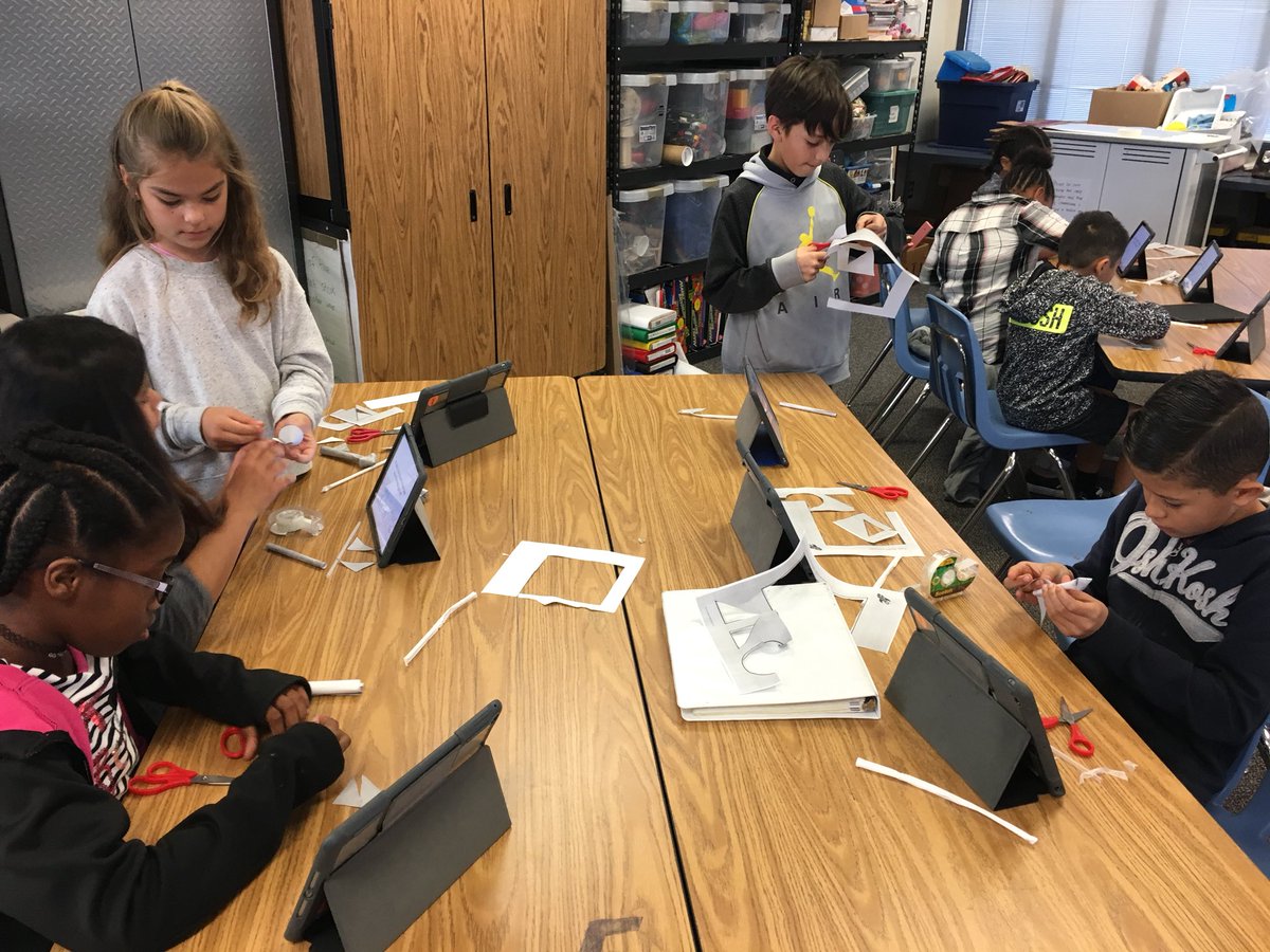 mrbobbycross's tweet photo. Celebrating #BlackHistoryMonth and @maejemison @Temple_Heights with 4th graders and paper rockets #STEM https://t.co/axiGUUHDOn