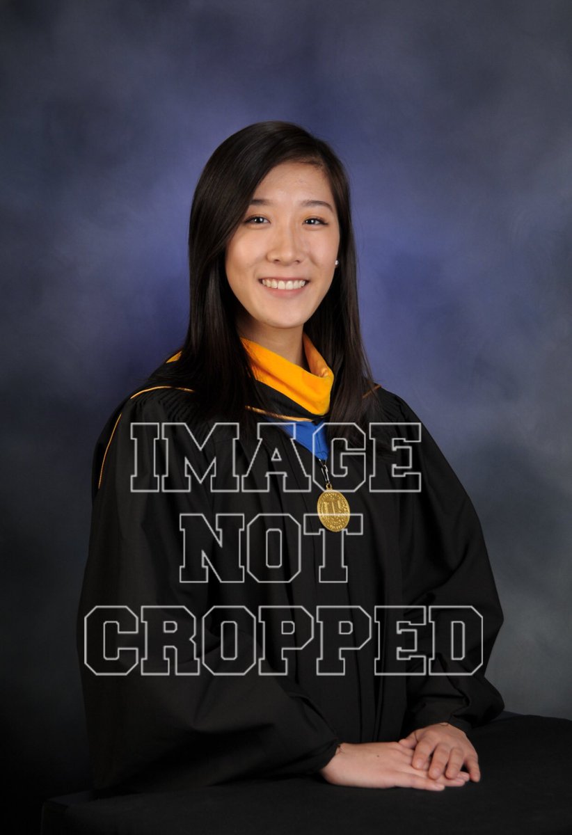 daphdawg's tweet photo. My mom said her fave grad picture of me is the one with my @HyperX headset hahahah #NotAnAd #HireMeTho https://t.co/uV1cXP1x3a