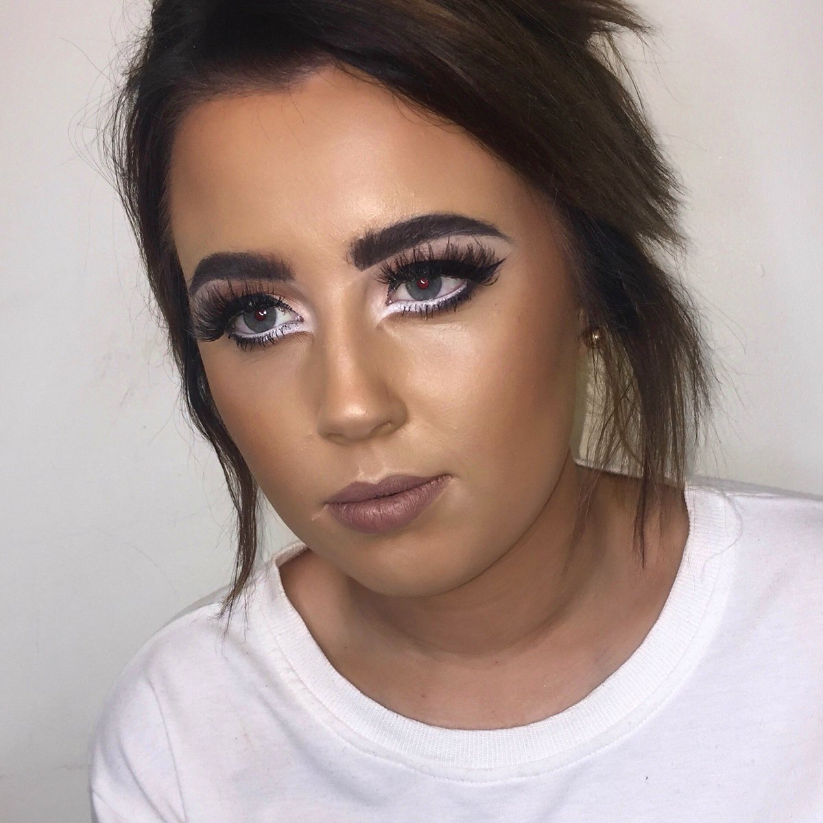 BeautybyLaura2's tweet photo. Valentines inspo @plouise_makeup_academy inspired doll look today #mua #makeup #plouise #inspirationgoals #wing #liner #allabouttheliner #dolleye #makeupgeek #undiscovered_muas #beauty #beautiful #passion #flawlesssdolls #flawlessmakeup #minklashes https://t.co/uDj3bvXUT0