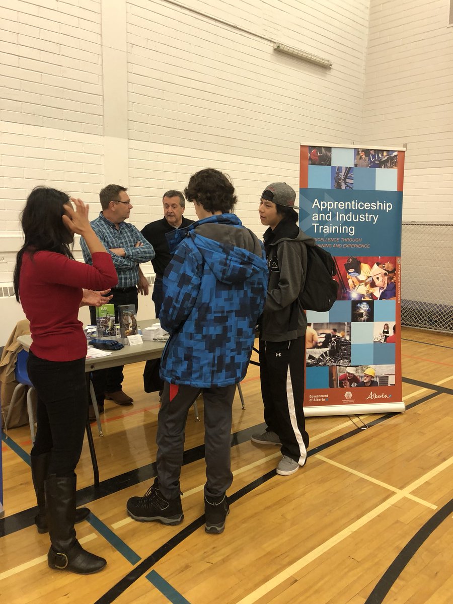 LCICareerNews's tweet photo. Come down to VPHS and check out the fair. https://t.co/YFHXCDPcqU