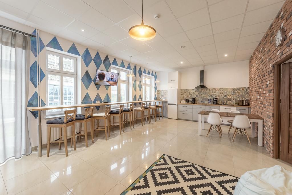 GingerHostel's tweet photo. One of our kitchens that will make the beginning whole your day great enough!
#gingerhostel #gingerhostellife #gingerhostelnews #ginger #hostel #krakow #krk #cracovia #poland #europe #gingerhostelrecommends #gingerhostelpromotions #gingerhosteldiscounts https://t.co/GaGyap5d20