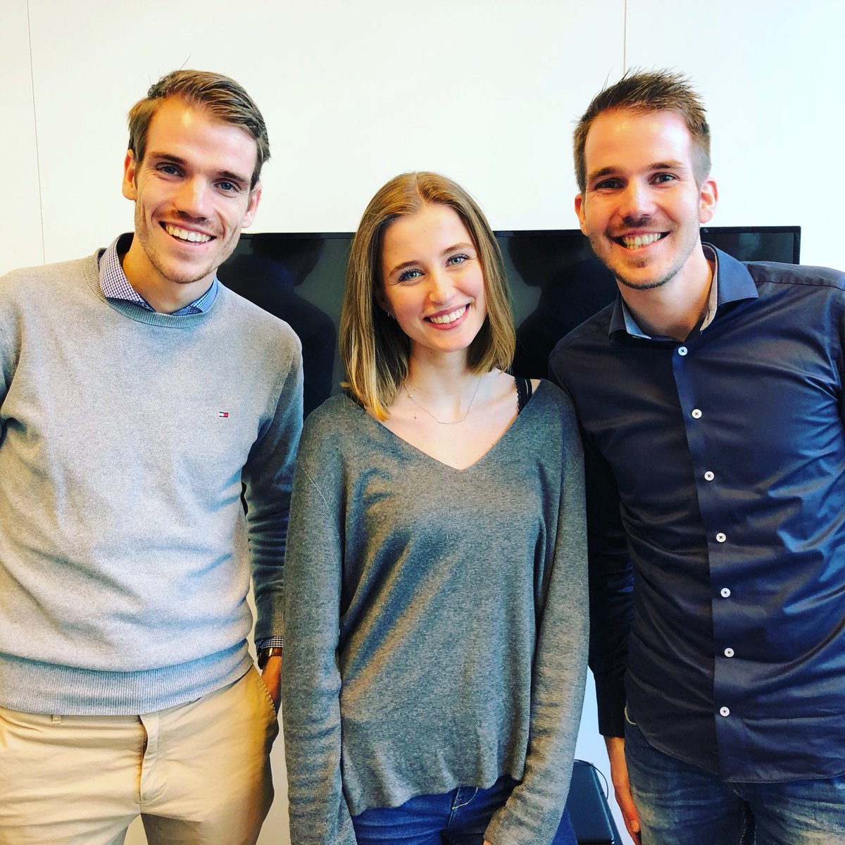 MediaMere's tweet photo. Sommige klanten hebben al kennis mogen maken met Romy. Romy is mega goed in het schrijven van teksten en komt ons team versterken. Super leuk dat je erbij bent Romy! 🖋 https://t.co/4l2yJ83NcC