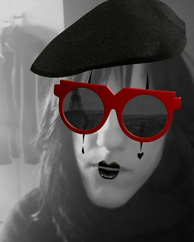 miriam832's tweet photo. Je t'aime #jetaime #paris #parigi #blackandwhite #makeupartist #love #instablend #instafilter #instagood #acting #recitazione #love #baciatutti #music #actress https://t.co/sWKwsVhtrF https://t.co/LPr2ltuCze