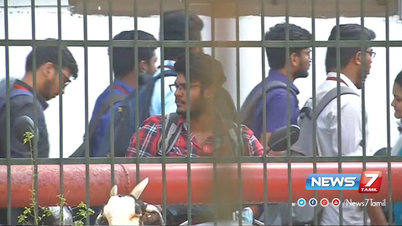 news7tamil's tweet photo. வடபழனியில் சக மாணவர்களுக்கு கஞ்சா விற்பனை செய்த பிரபல கல்லூரியின் பொறியியல் மாணவர்!

விவரம்: https://t.co/8sxqbS8Ppj | #Kanja | #EnggStudent https://t.co/d4EIaeOebW
