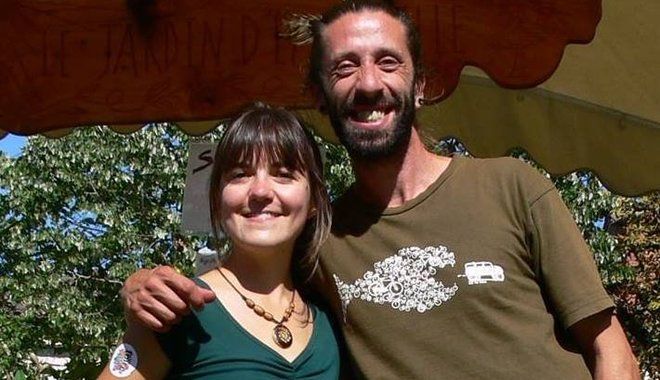 Cours de jardinage naturel, permaculture, herboristerie... le Jardin d'Émerveille, dans le Tarn, est un lieu magique ! Rémi et Coline recherchent un cuisinier et un constructeur touche-à-tout.
C'est sur #LaFabriqueDesColibris : bit.ly/2F3a854