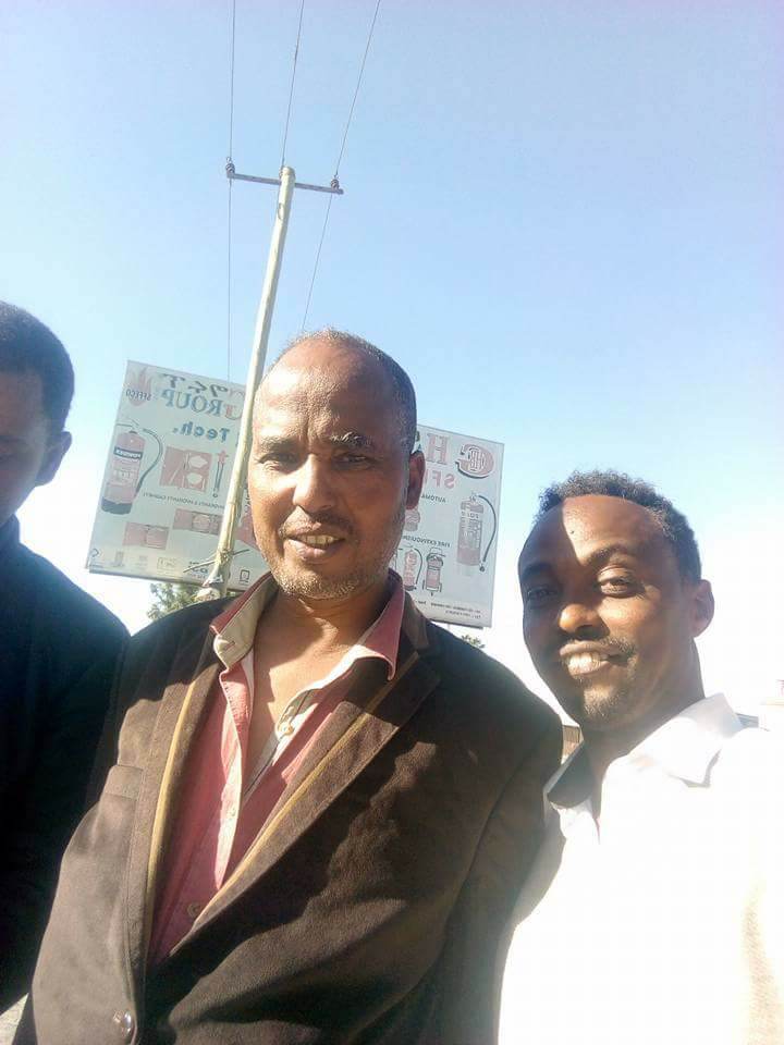 Jawar_Mohammed's tweet photo. INJIFANNOOOOOO: Gootni keenya yeroo dheeraa mana hidhaatti dararamaa ture Olbaanaa Leellisaa har'a mana hidhaatii bahee jira. Qabsoonis injifannoonis itti fufa!! https://t.co/uZgBzgWdme