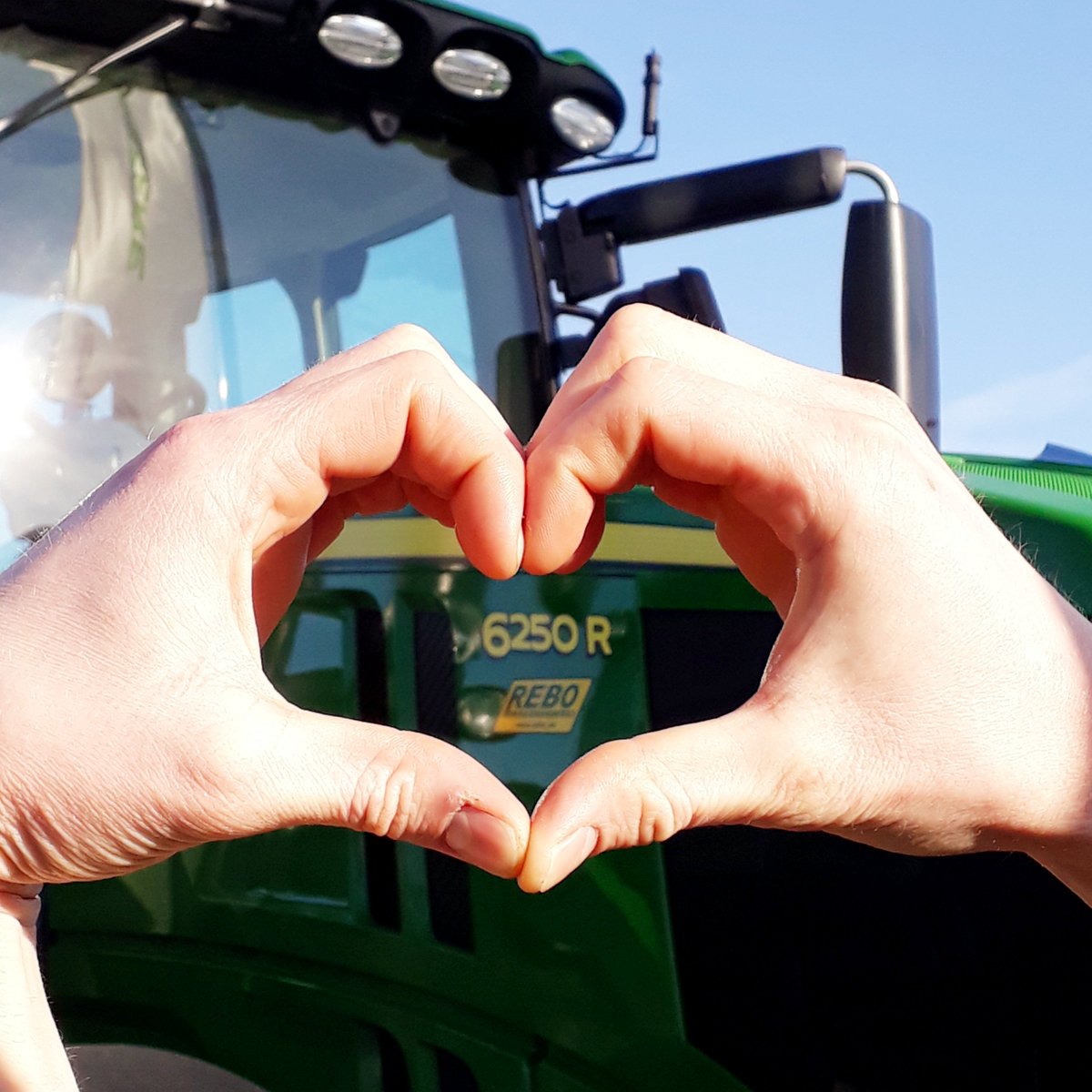 Wir wünschen einen schönen Valentinstag. 😉❤️❤️❤️