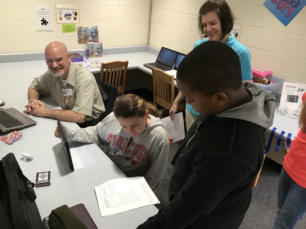 MrsWilliamsOLES's tweet photo. Wednesday morning is the perfect time for the library. #mediamessages #imovie #readingtoself #readingwithafriend #5thgrade @oceanlakeses @tessreedbooks @CarlPeake https://t.co/nUBoEAEwLE
