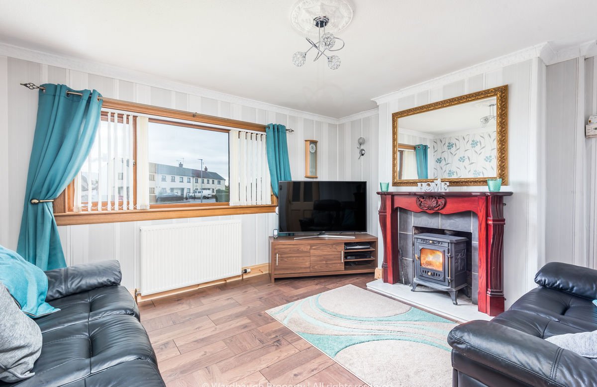 WardhaughPM's tweet photo. Have a look at this fabulous 3-bed home for sale in #Friockheim #Arbroath - offers over £124,000 https://t.co/c6CrRkZjMa https://t.co/7GnvnAsr24