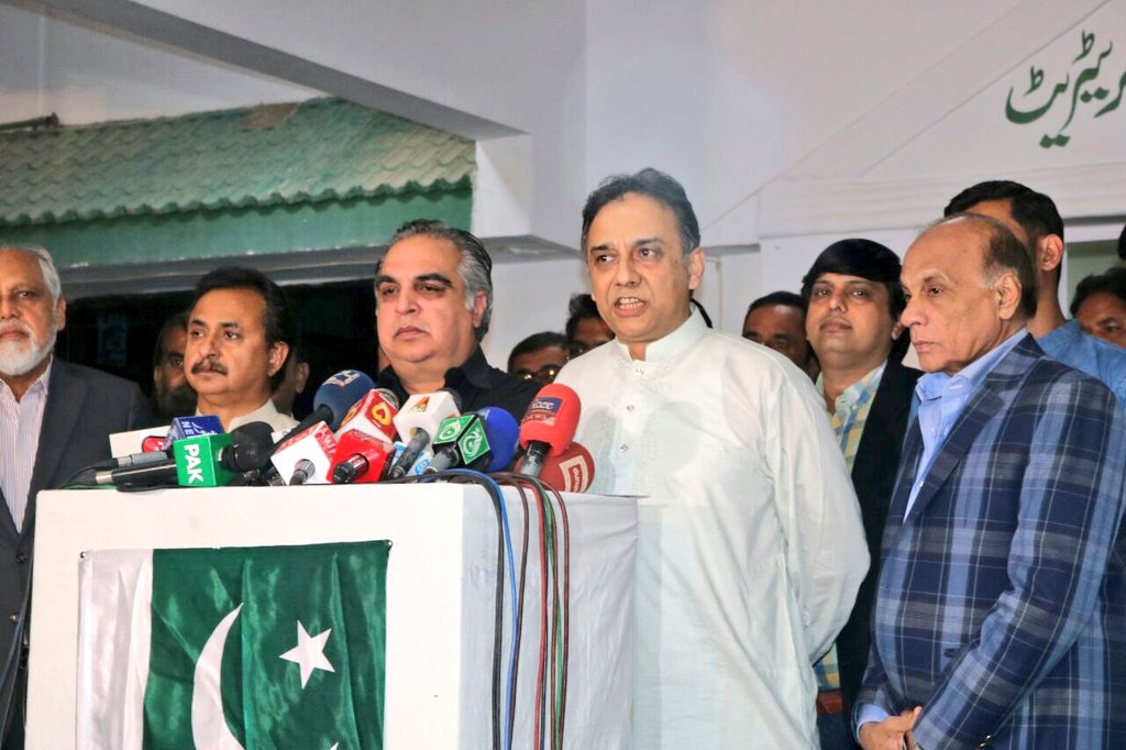 AapKiRaay's tweet photo. PSPPakistan: کراچی کی صورتحال پر گفتگو کی ہے
سینٹ کے انتخابات پر بھی بات ہوئی ہے
دونوں جماعتوں کی جانب سے ممبران پر مشتمل رابطہ کمیٹی قائم کردی گئی ہے @mrazaharoon https://t.co/aLFshXW20f