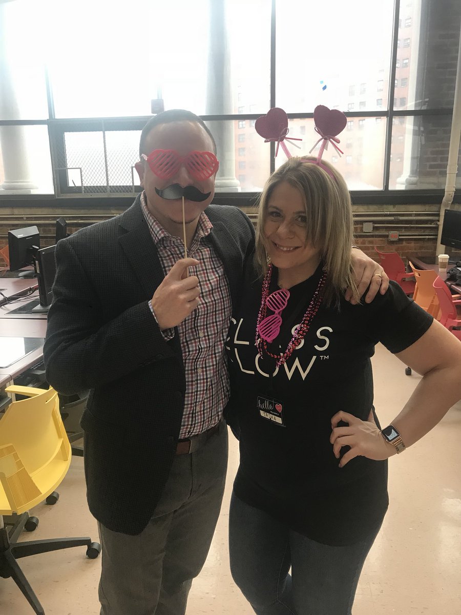 laurenwanich13's tweet photo. Always a good time with @OttoTasha at #ippdsummit #nyc @Promethean @ClassFlow @learnpromethean #learnclassflow #nyctechsummit #nycschoolstech #pdisfun https://t.co/CNeIiCg6dQ
