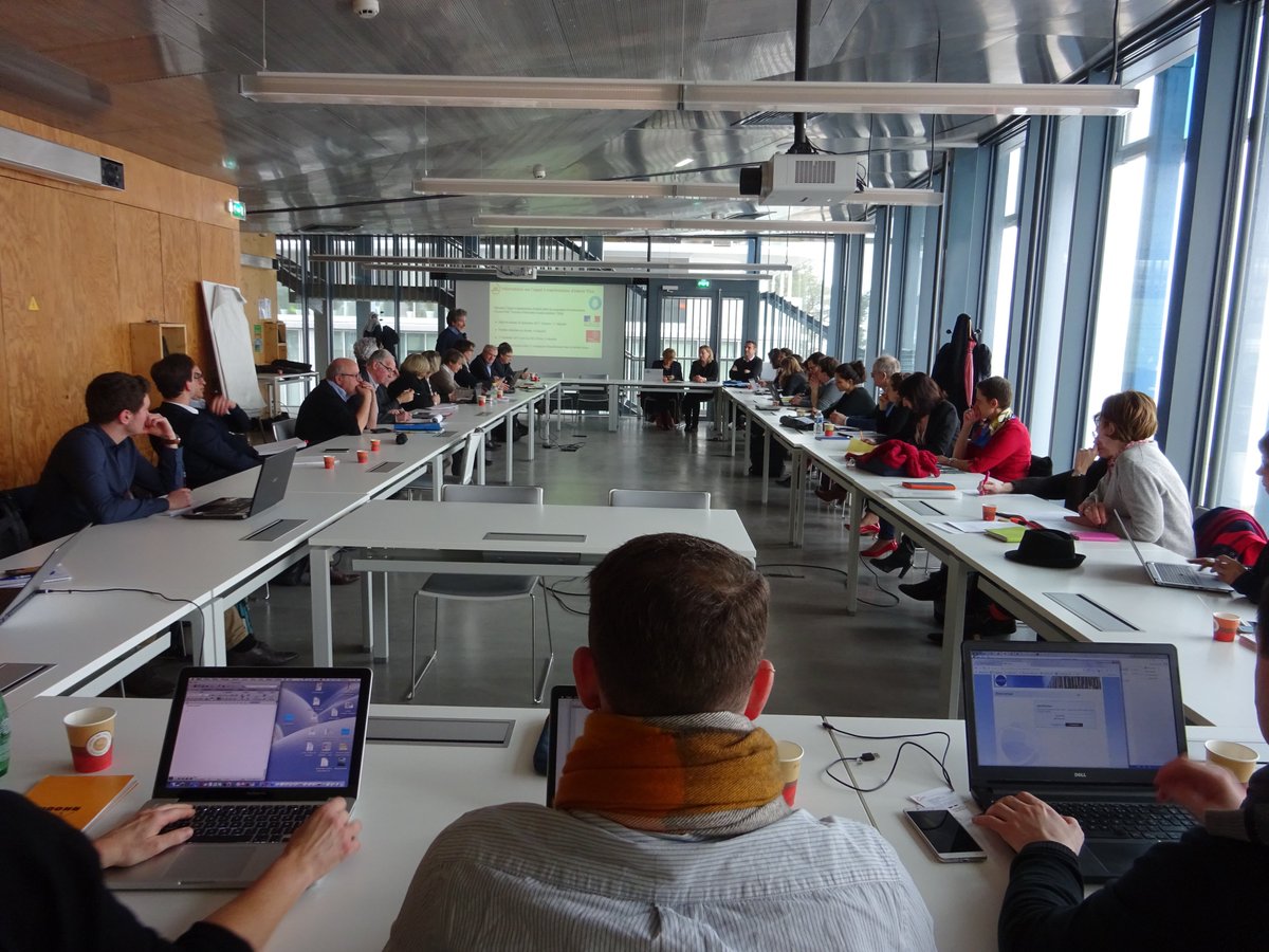 LorientAgglo's tweet photo. Réunion de travail sur le projet "Handicap Innovation Territoire" porté par Lorient Agglo et ses partenaires.
Soutenu par l'Etat à hauteur de 395 000 €, ce projet candidatera pour l’appel à projets "Territoires d’Innovation Grande Ambition" #TIGA ➡️ https://t.co/okfvoLBpHO https://t.co/5fxDGrbgzY