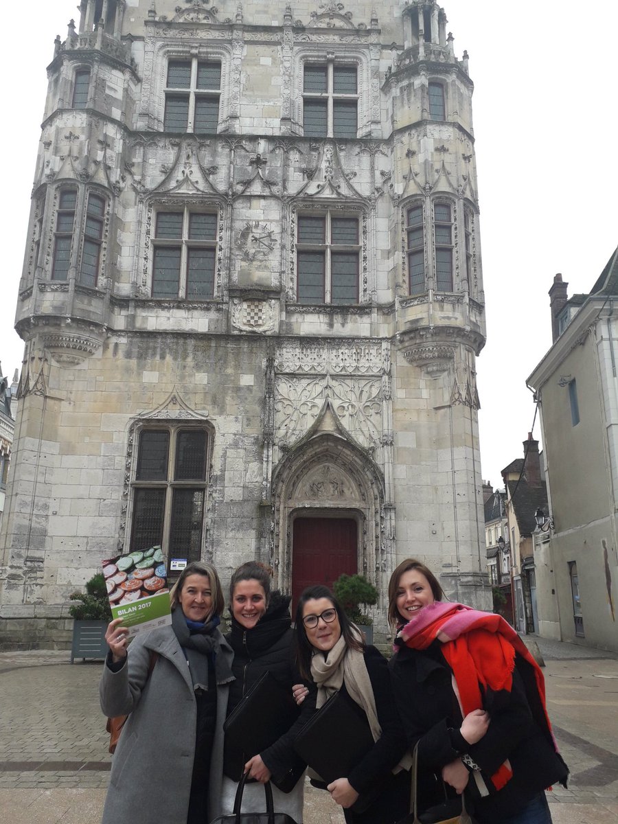 URBGE_Centre's tweet photo. #Talents2018 mais où serons-nous pour la soirée de remise des Trophées BGE Centre-Val de Loire 2018 ? #Entrepreneur #Talents https://t.co/nSE0L0x2Pk