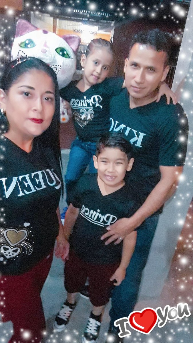 23Karlit's tweet photo. @LosConfiables Quisiera ganar esta cena..quiero darle esta solpresa a mi esposo..  Nunca le eh dado una solpresa asi. 
Mi familia es todo lo que llena en una solo palabra. Amor❤❤❤❤❤❤ https://t.co/pJYQh7UCsV