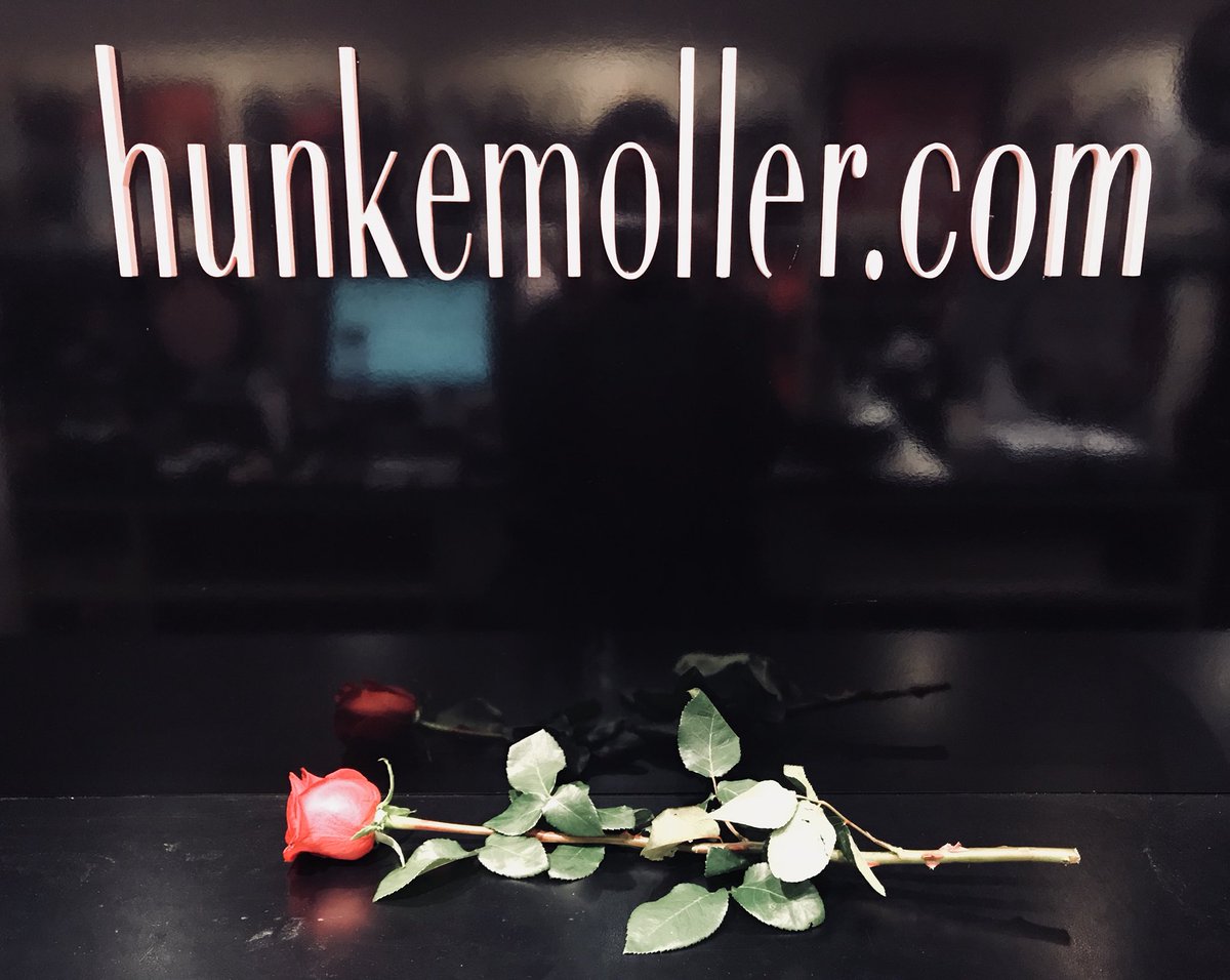 Feliz Día de los Enamorados desde Hunkemöller!!
#SanValentin2018 #hkm <a href="/TRamosDesi/">Desiree Trascastro R</a> <a href="/cantor_monica/">Mónica Cantor</a>