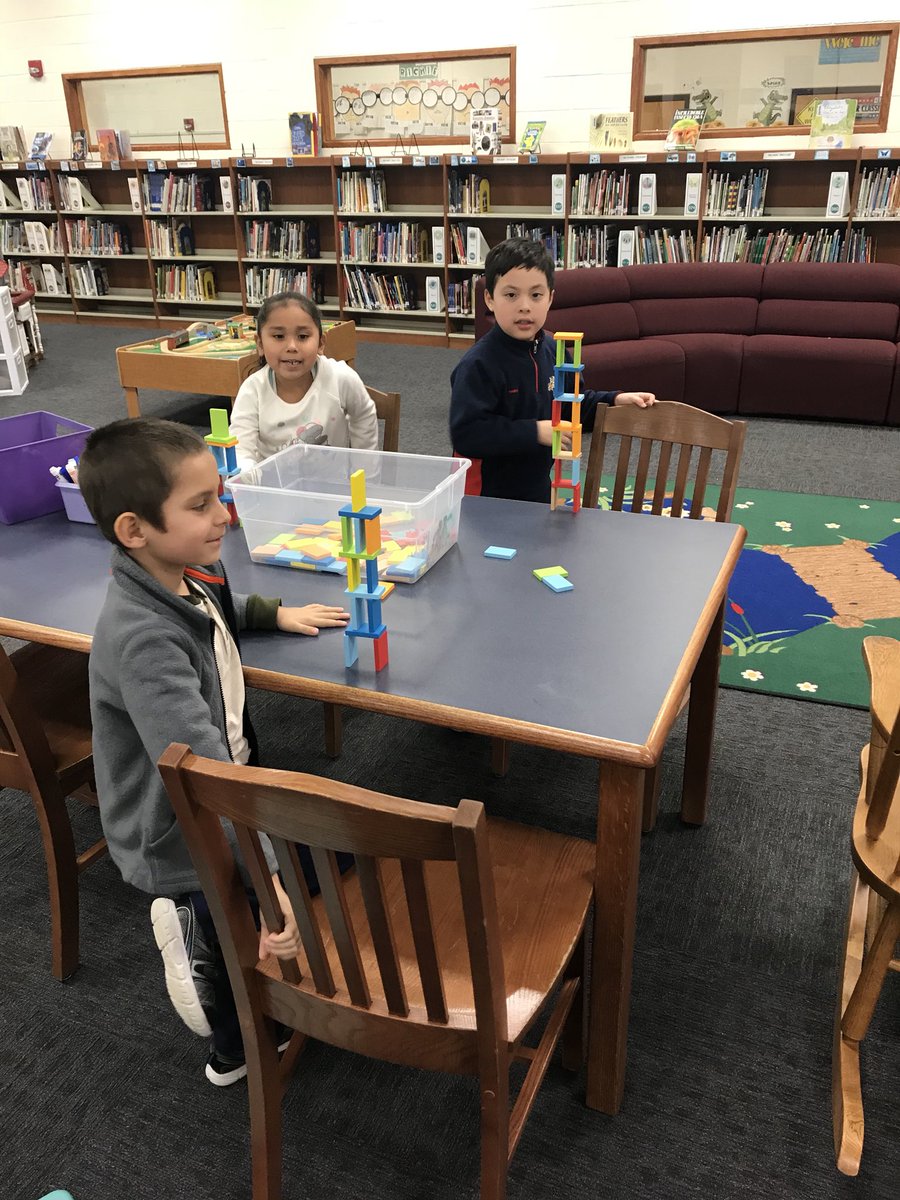 GbLibrary20's tweet photo. Celebrating 100 Days of School throughout this week with 1st Graders and Kindergartners in the library! Thanks to @brookebrowntpt for awesome ideas as always! @teach_learn_20 @jstevens1417 #esd20learns #STEAM #Makerspace #littlehandsmakebigideas https://t.co/BKvktZMJt6