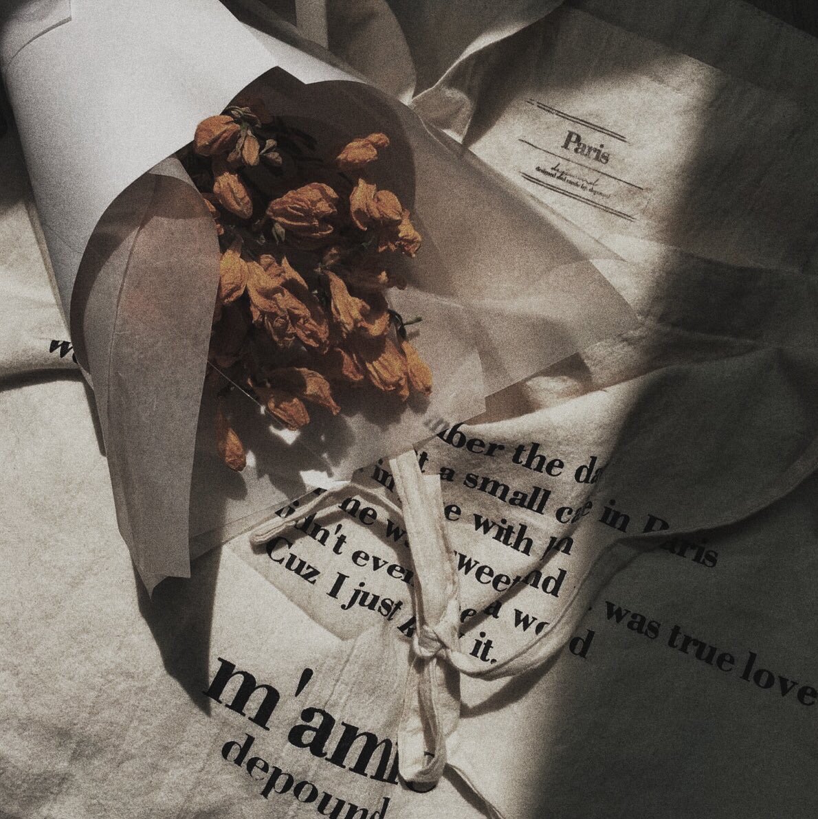 reinefor's tweet photo. BROWN | kaisoo

In the world full of pain
I’m calling your name. 

— https://t.co/cZ6LJhcdRs
#ficbrown https://t.co/EzHDuxxAY0