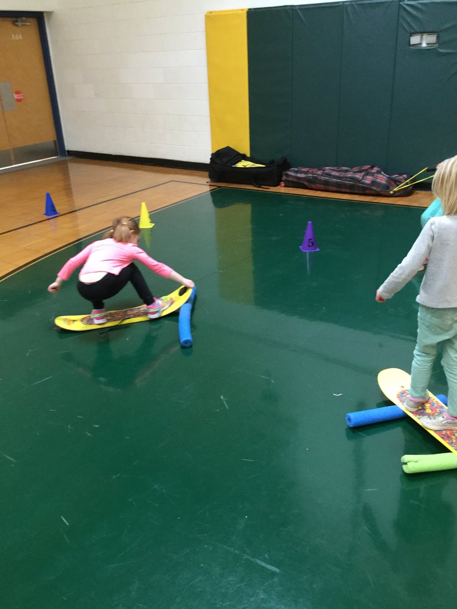 spreen_kelly's tweet photo. K’s practicing indoor snowboarding during the Olympic season! @SCSLearns @SHAPEVT @CVSDVT https://t.co/4SLBkh2ft0
