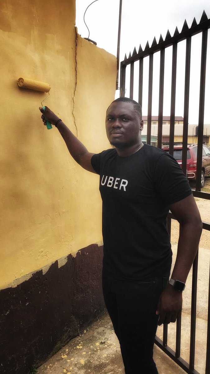 GoldieIyamu's tweet photo. Spending the Day with the team at Modupe School Home School painting the vocational block and having a fun show with the children! #UberForLove https://t.co/sVeT6JLJpx