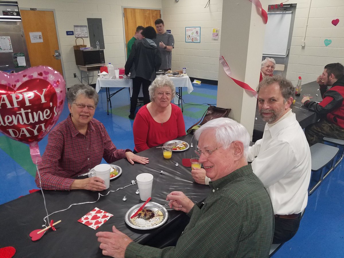 KC_CoraHowe's tweet photo. Cora Howe's Annual Valentine &amp; Parent Appreciation Pancake Breakfast. Big success for kids, parents, and community partners! https://t.co/yMc234ICPC