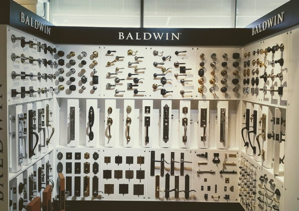 UCSH_Showroom's tweet photo. We are a boutique hardware store that caters to clients with discerning tastes when it comes to outfitting their homes and commercial buildings with high-quality, stylish hardware. Get in touch today: https://t.co/SIJaxpkP2c https://t.co/T1a1s007CL