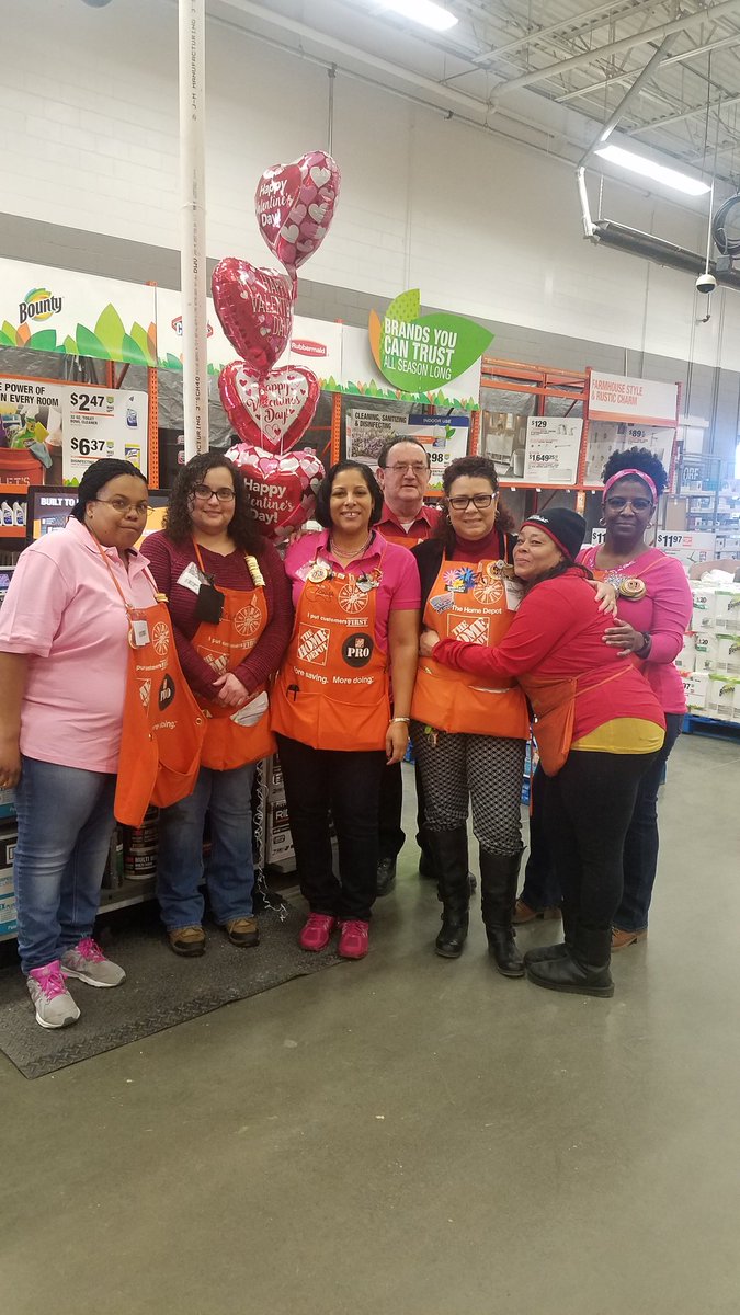 The Dorf beginning our Valentines Day celebrations giving out candy grams &amp; hugs to our associates. Special shoutout to our Entire Pro Desk crew for dressing up to the occasion. Happy Valentines Day Everyone!! #MA2018FEB14 <a href="/Jacob1nunyi/">Jacob Nunyi</a> <a href="/LizaSnchz/">Liza Sanchez</a> <a href="/paulclymer/">Paul Wagner</a> <a href="/2563Prods/">Tonya</a>