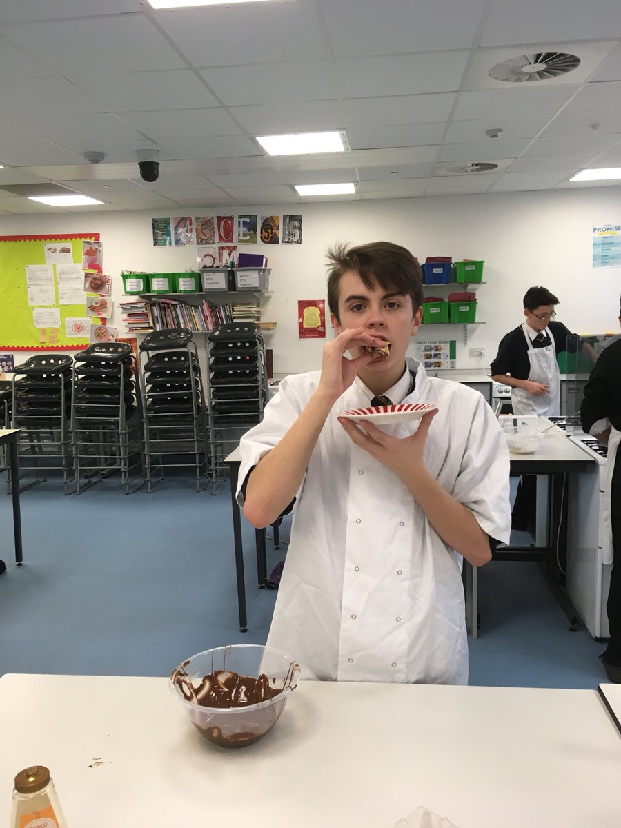 St Teilo's F & T tweet media