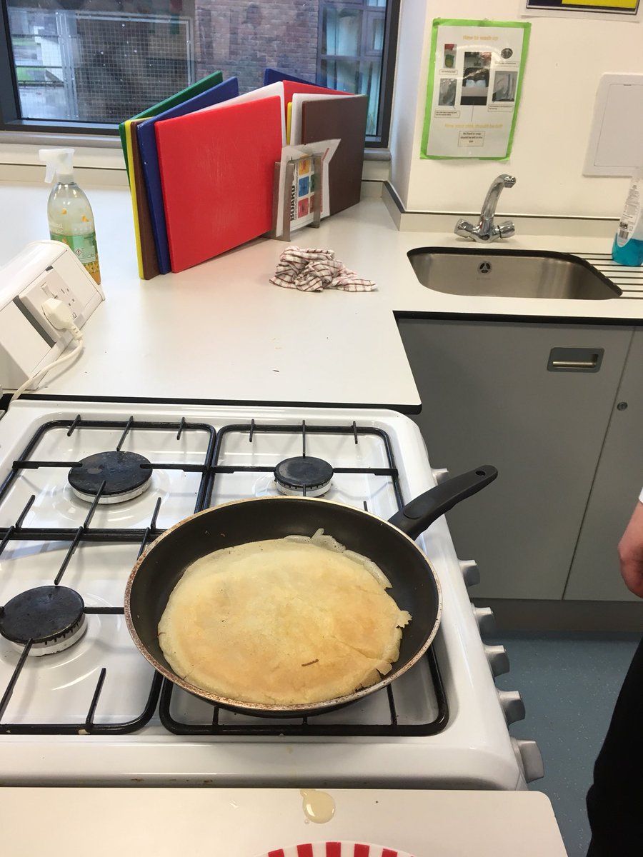 St Teilo's F & T tweet media