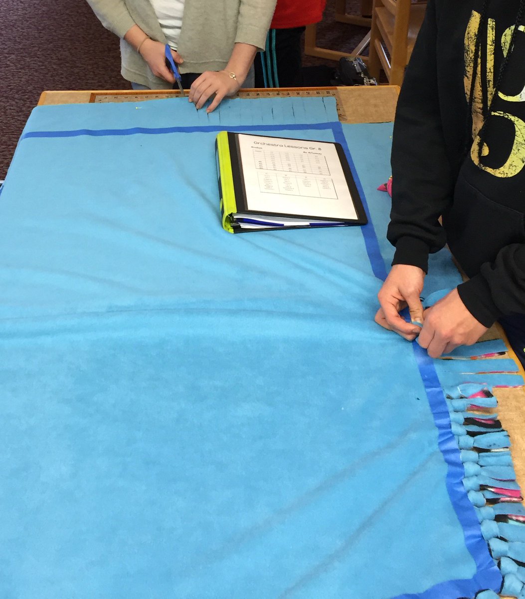 bristowllc's tweet photo. Check out our latest blog post to see how @msthombookitis and her #students from @bristowllc are #MakingADifference with the #linusproject! https://t.co/KVhlGWTZ1t…reading-the-love/ #makerspace @MakerspaceCT #alamw18 @joycevalenza @CTLibAssoc @ctcasl @ginaseymour @lieberrian https://t.co/gQAu5U6iPf