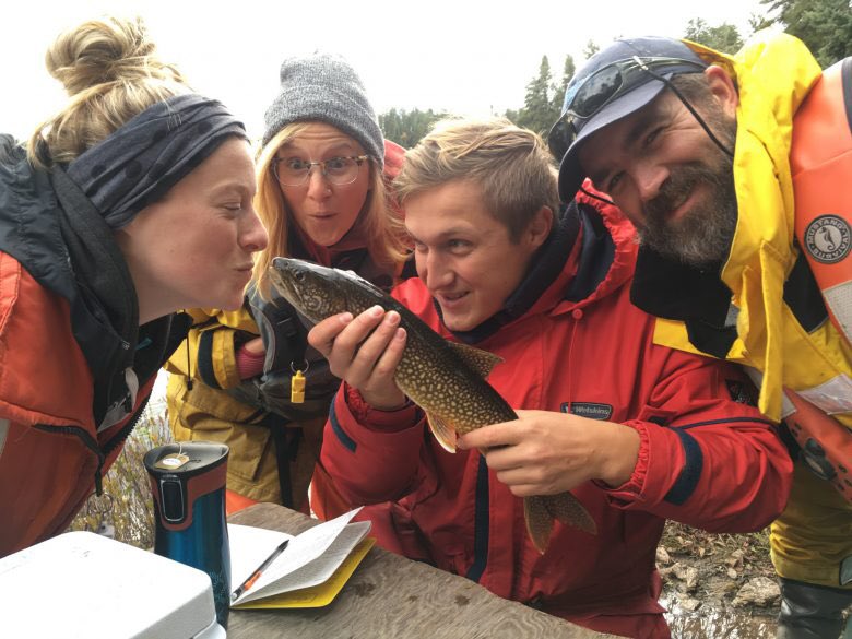 IISD_ELA's tweet photo. TBH, these intense gazes shared between @crodger22 and this enamoured fish are our #ValentinesDay goals this, and every, year. Sending #LimnologistLove to you all... https://t.co/7EpjvL0urS