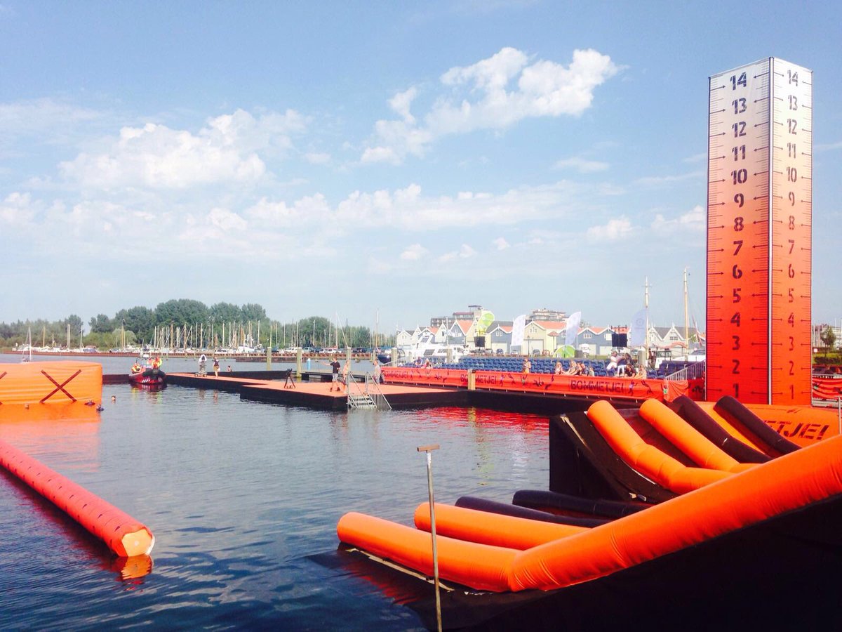 BlobjumpNL tweet media