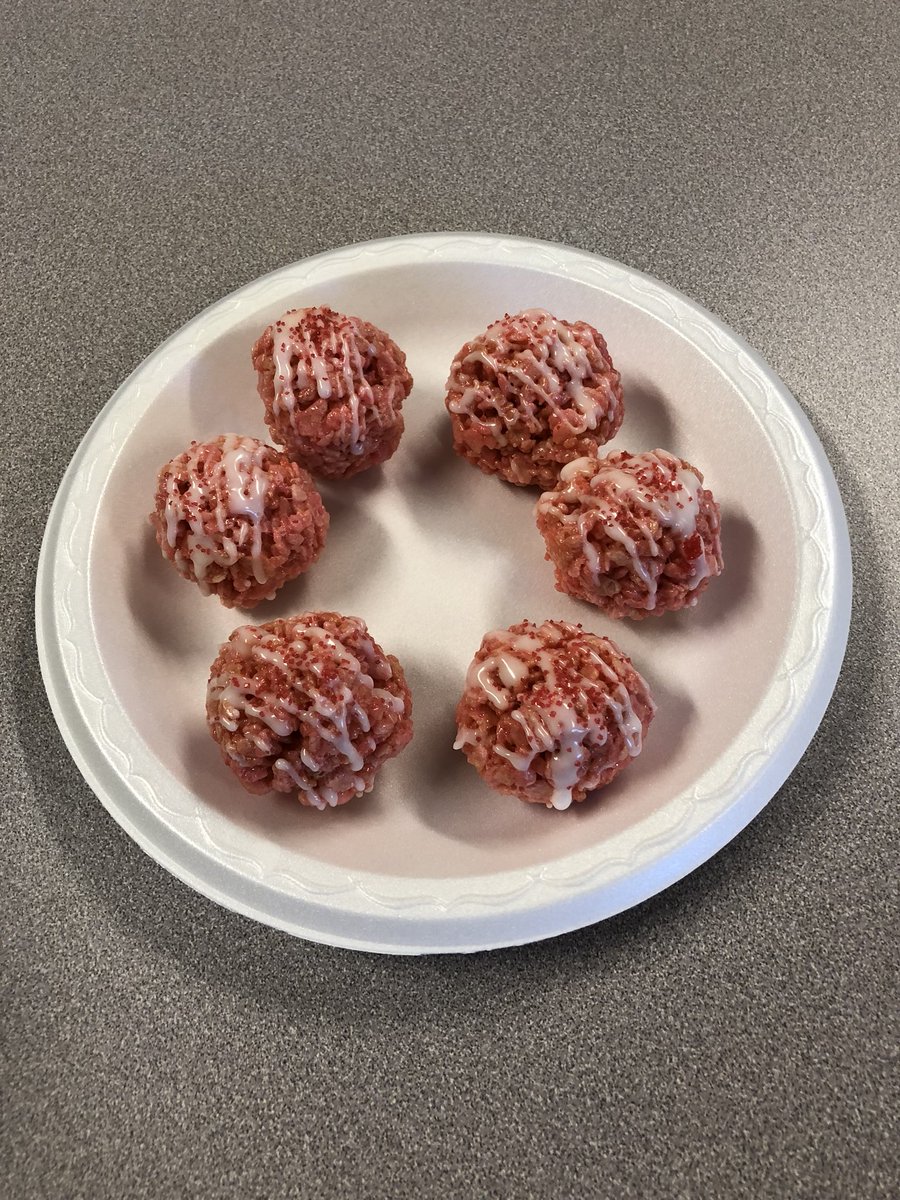 Miss_Edwards20's tweet photo. Commercial Foods having some fun celebrating Valentine’s Day ❤️#lookatthatbling https://t.co/2H5Yjzb4JO