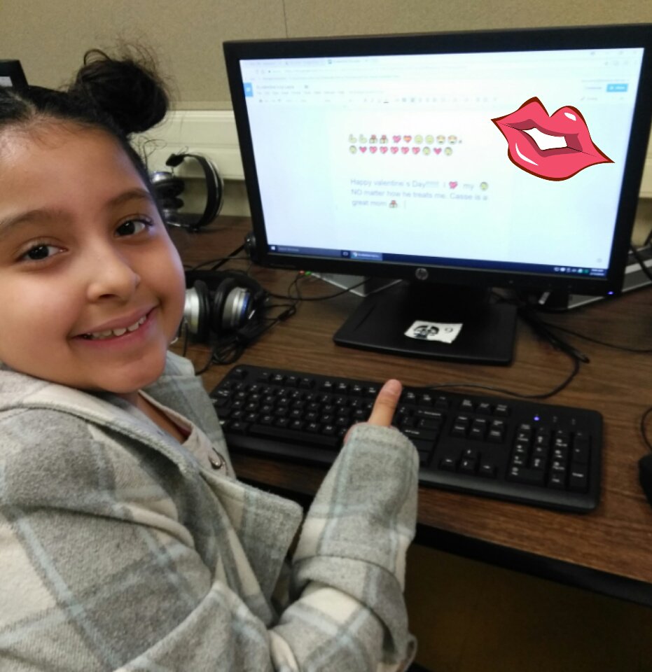 andreacantuect's tweet image. #Thank you @john_w_moran for all the suggestions for activities for Valentine&apos;s Day😍@!!! My first, and second graders absolutely loved it, 
COPY PASTE with Google Docs was great!!!!!!!!!! @NISDLeonValley #nisdect #NISDInspired @NISDTechApps #allkindersignedin