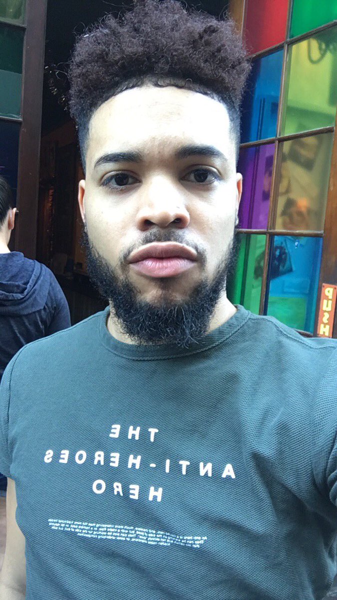 WonderBoiii___'s tweet photo. Morning ! #lightbrite https://t.co/aWHAbSI7Ld