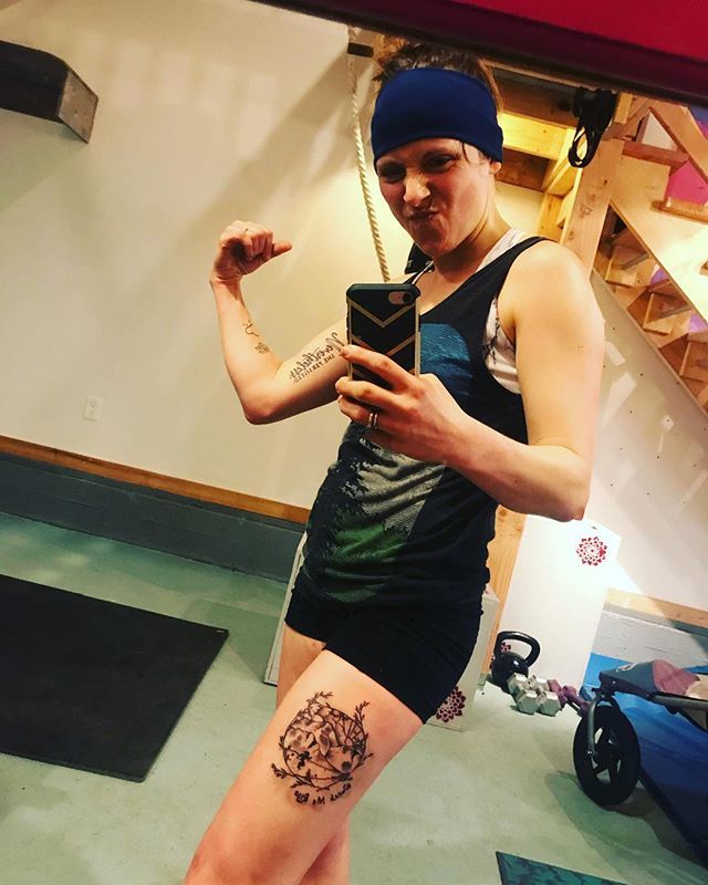 Booty shorts came out today... not cause it’s warm but because it’s been about 12 hours since I got a tattoo on my thigh... 8 miles done. .
.
.
.
#motherrunner #runlikeamother #ultra #veganrunner #plantstrongrunner #plantbasedathlete 
#plantstrong #veganathlete #veganstrong …