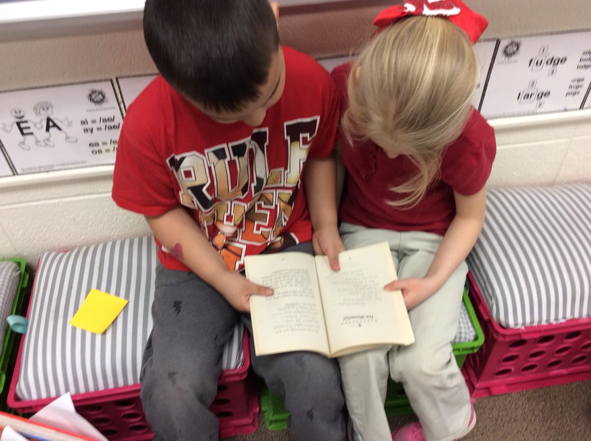 cflanesfirsties's tweet photo. #essdexcels #welovereading #flaneginsfirsties https://t.co/L8CueB7YSg