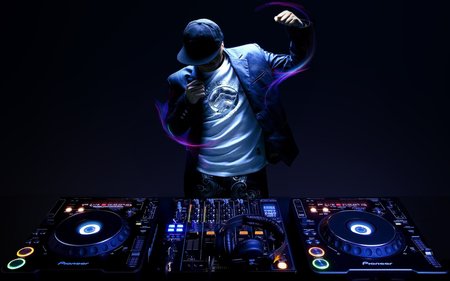 music4planet's tweet photo. En Music For Planet Radio buscamos #Deejays y #Locutores !
Envianos una Maqueta de 30 min maximo con formato mp3, al correo electrónico proyectos@musicforplanet.com con tus datos personales y nos pondremos en contacto contigo. 
Music For Planet Radio
https://t.co/dFcYYuNT40 https://t.co/VxtgwRxrgK