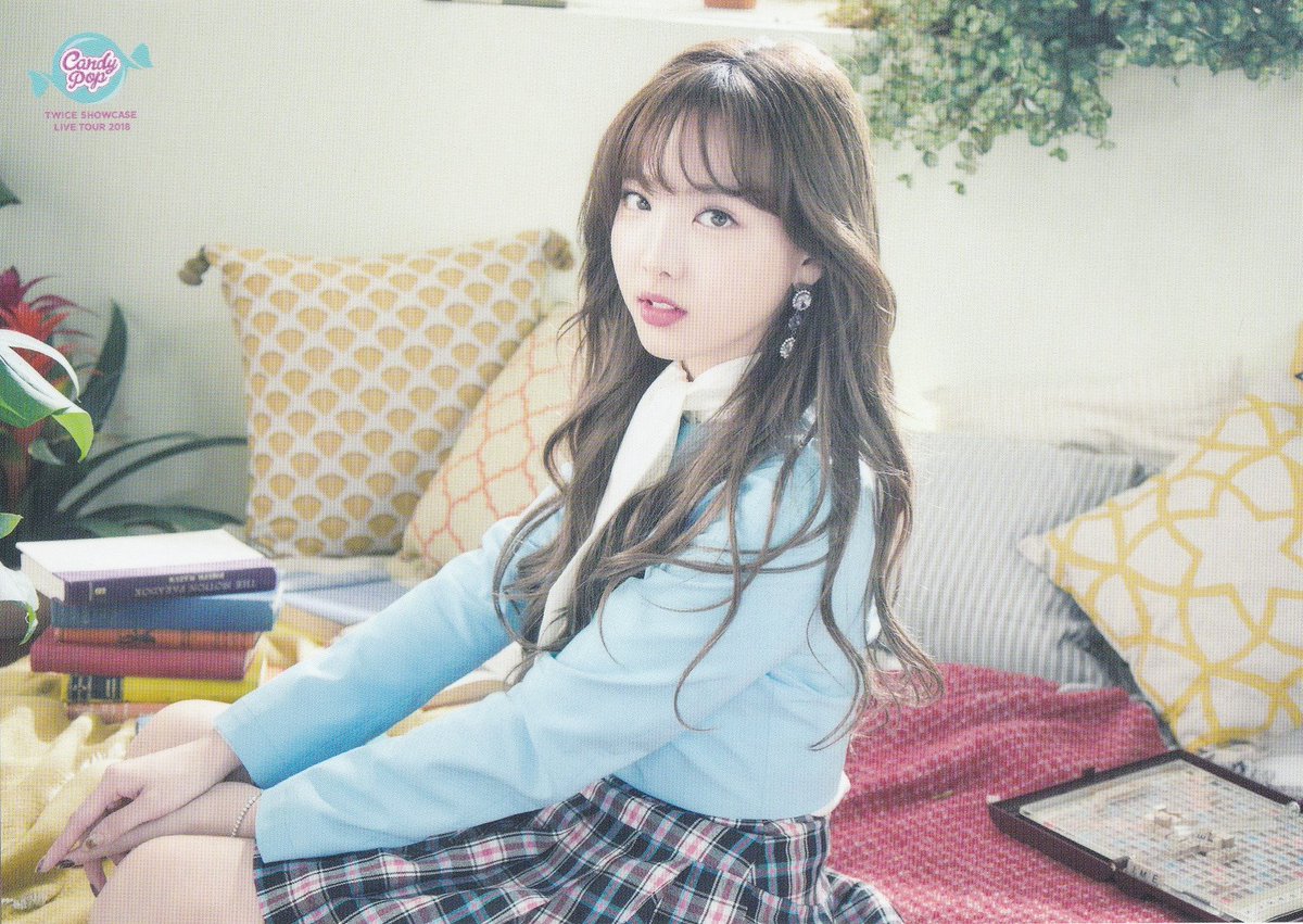 Scan] Candy Pop Random Trading Card - Nayeon🐰 #NAYEON #나연