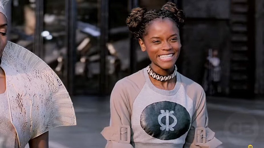 THIS SCENE OF SHURI WAS SO PRECIOUS OH MY GOD [minor spoiler] SHE TEASES HER BROTHER A LOT HSSJJSJSKSJ SO PURE PLEASE PROTECT HER