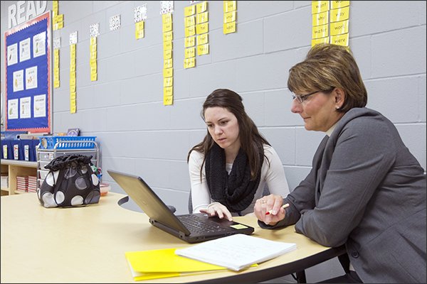 educationweek's tweet photo. What works in teacher induction? The New Teacher Center releases its standards. https://t.co/bPeLRWXgLC https://t.co/y9OYVxGqGm