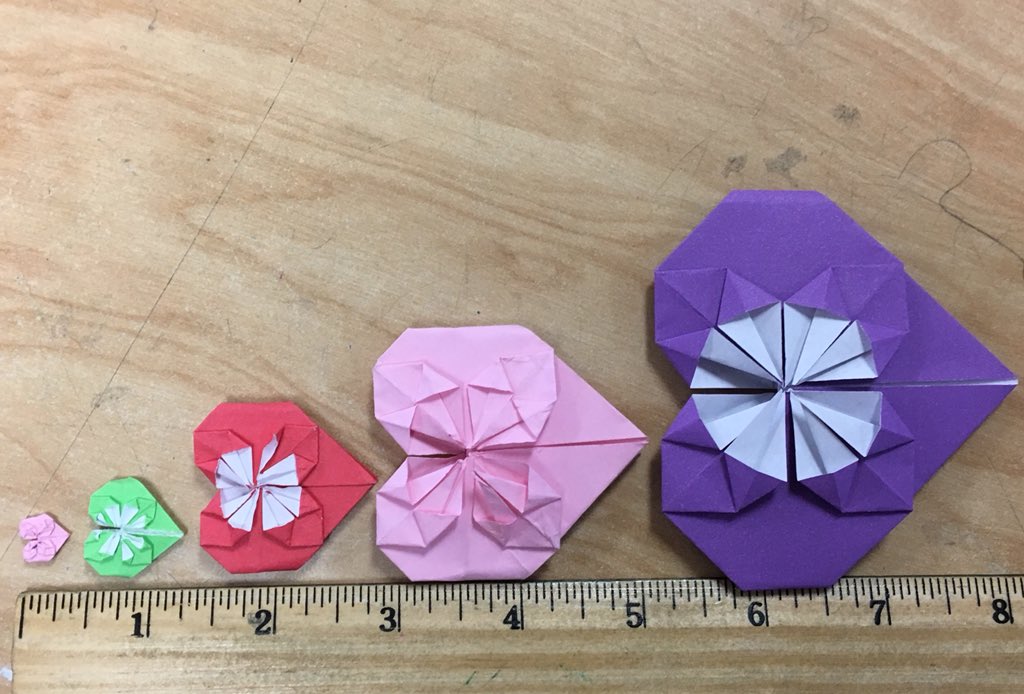 apeay's tweet photo. @HollyRidgeMS Art students ♥️ Art!! Today we were inspired by Origami hearts. One student challenged himself to see just how small he could fold a heart. Happy Valentine’s Day! #whyarts #conqueringtheridge https://t.co/0g0bPuQXQQ