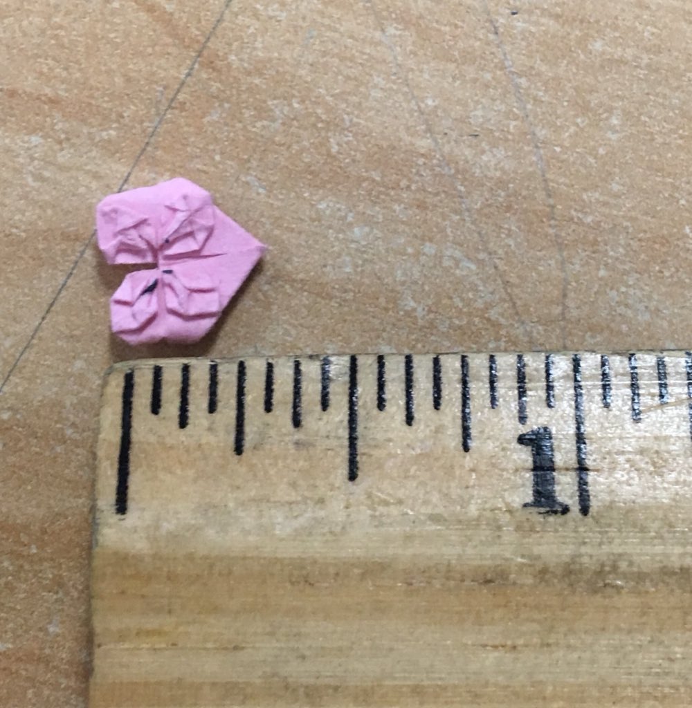 apeay's tweet photo. @HollyRidgeMS Art students ♥️ Art!! Today we were inspired by Origami hearts. One student challenged himself to see just how small he could fold a heart. Happy Valentine’s Day! #whyarts #conqueringtheridge https://t.co/0g0bPuQXQQ