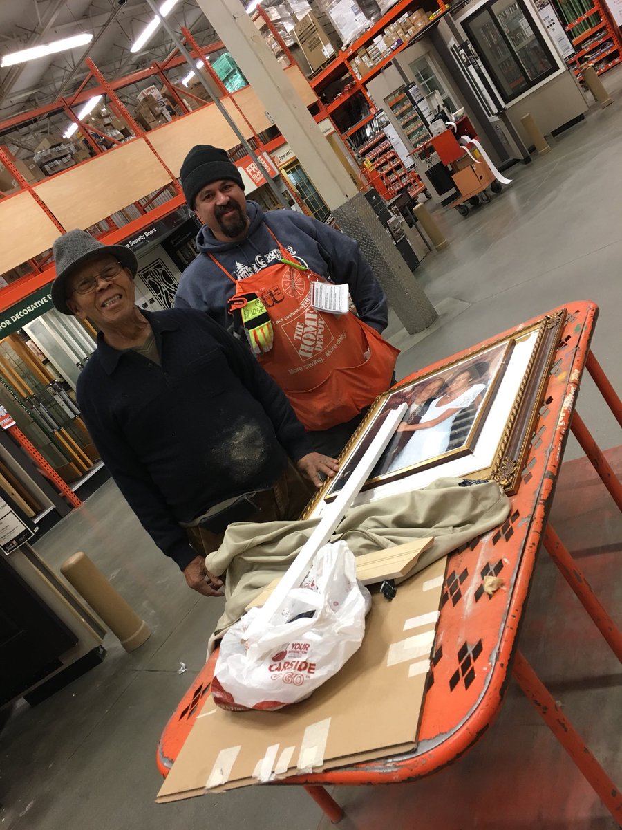 Maria_I_Castro's tweet photo. Early bird to finish his Valentine’s Day gift for his wife❤️ Jose our associate helped him finish the project😁 #Rialto #ValentinesDay #BuildingRelationships #ExcellentCustomerService https://t.co/KyJqQuVlke