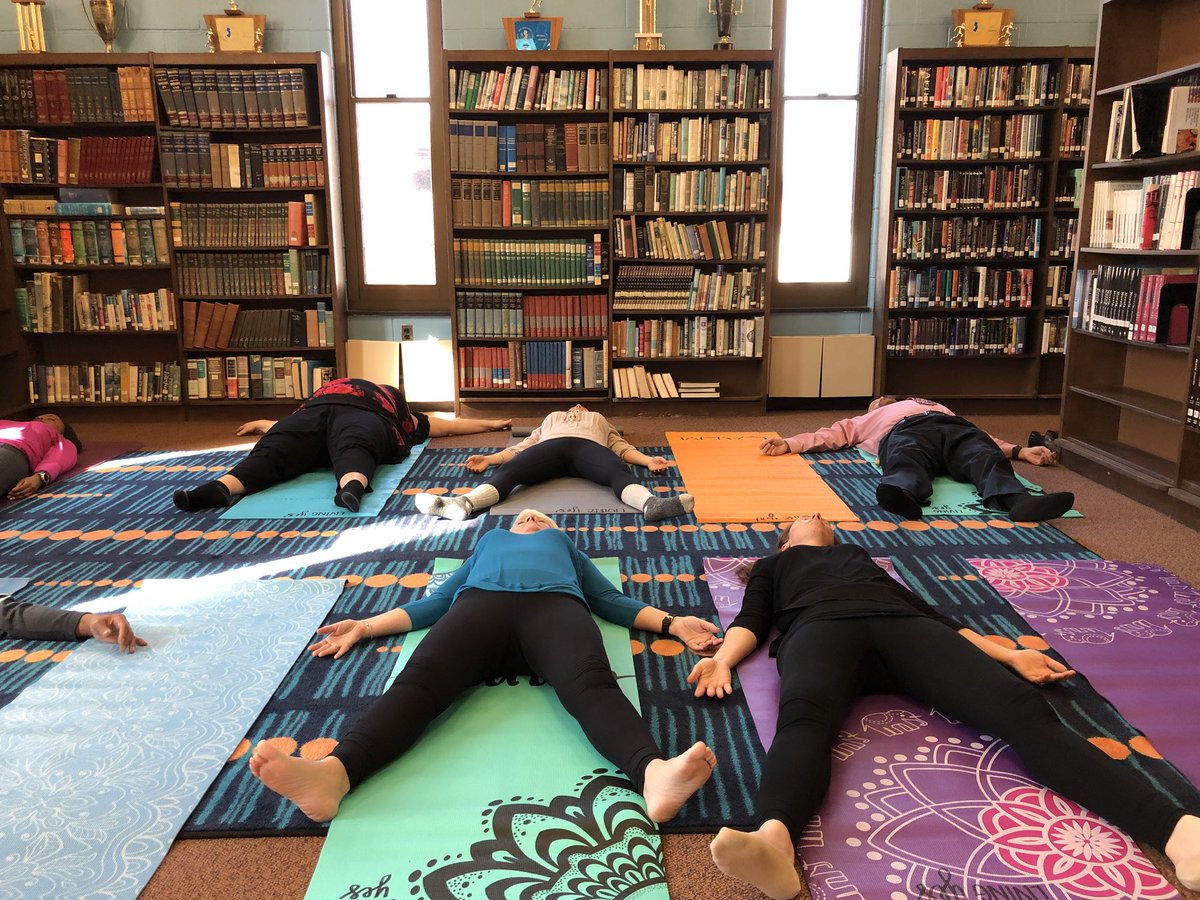 AlishaDelorenzo's tweet image. Yoga is for everyBODY!! #APWellnessProject