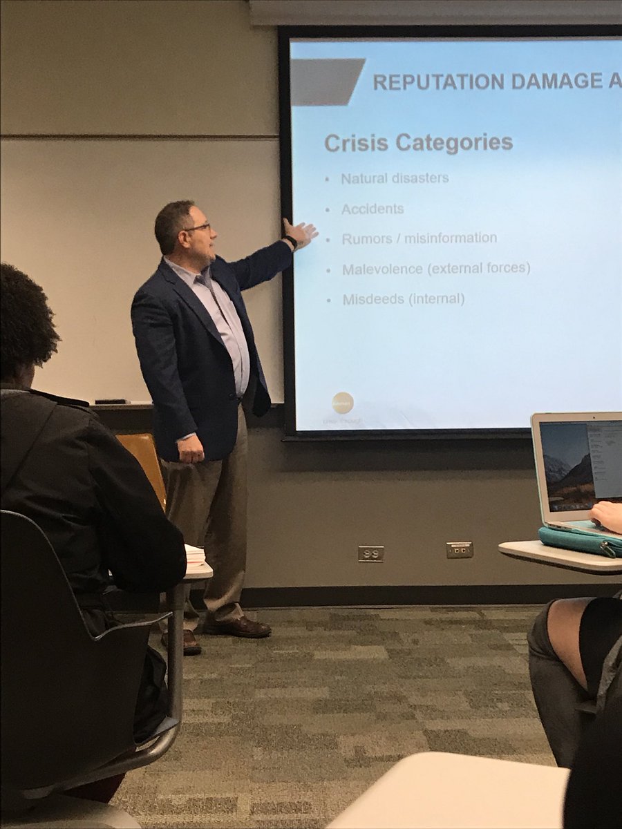 walker_rosey's tweet photo. Had the opportunity to hear @KetchumPR’s SVP, @jamesjdonnelly, speak to my PR Strategy class about #crisismanagement today. “Address all stakeholders. This may be obvious, but it’s more important now than ever before.” Thank you so much for your time! #drg18 https://t.co/8oMyXUP8U8